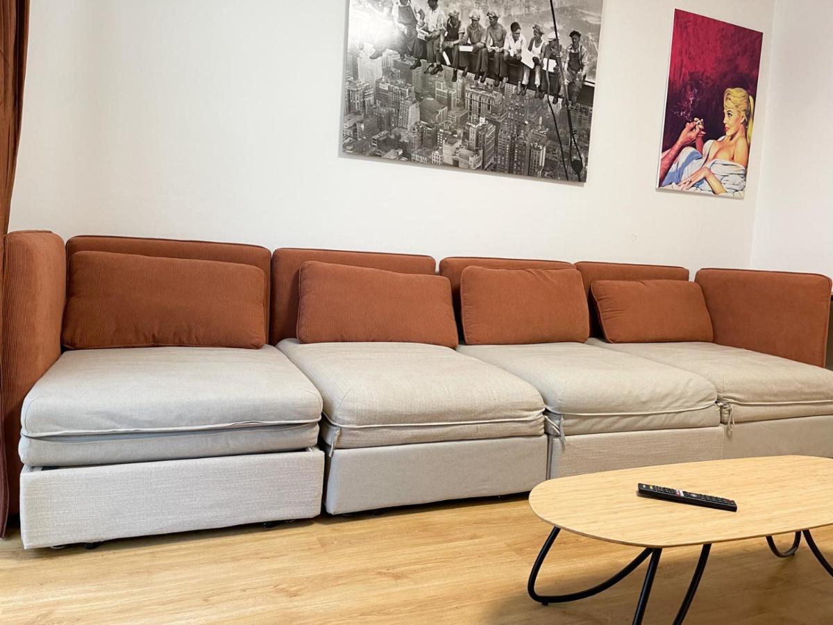 City Center 2 Bedroom A/C Apartment Bratislava Esterno foto